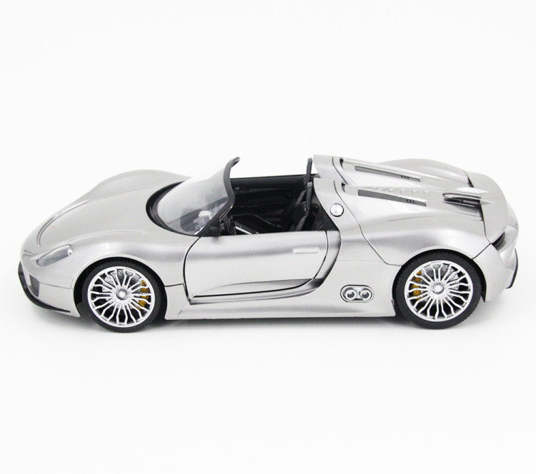 Радиоуправляемая машина Porsche 918 Spider Silver 1:14 - 2246J-S