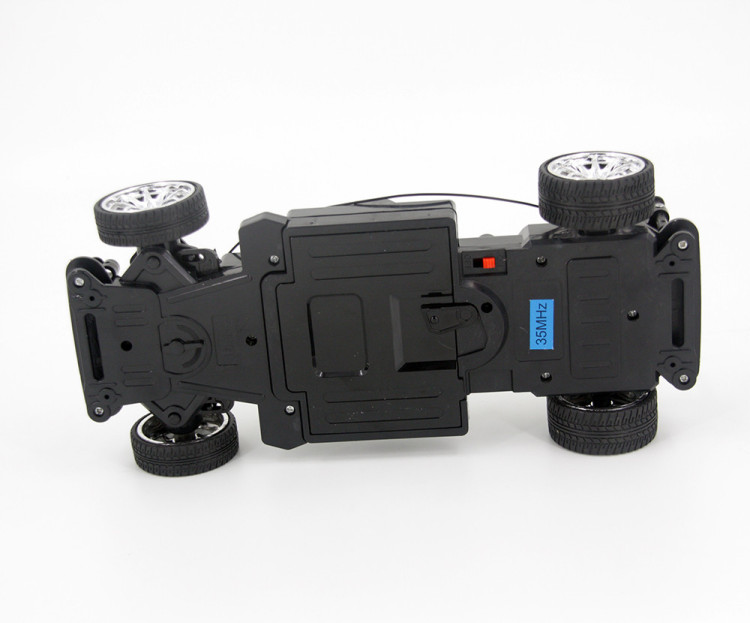 Радиоуправляемый автомобиль для дрифта Nissan Silvia GT 1:14 - 828-3