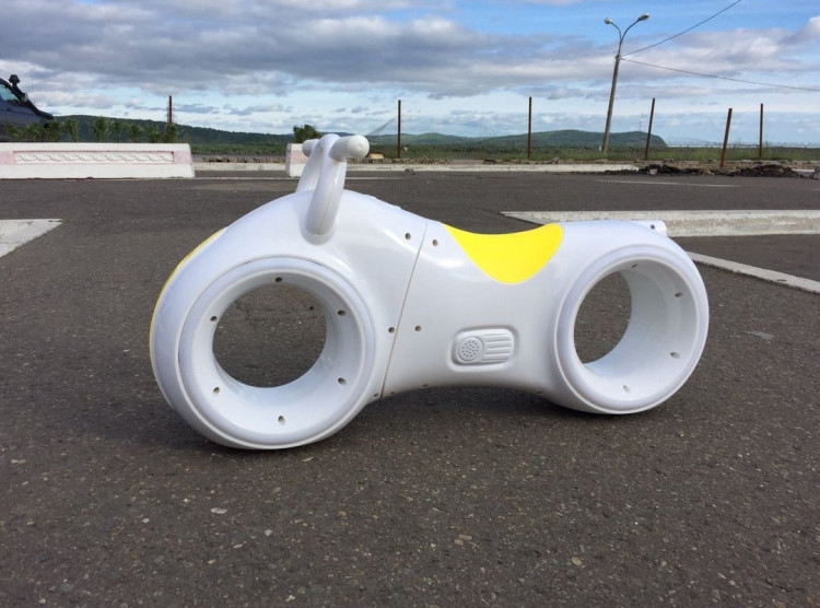 Беговел Star One Scooter - DB002-WHITE-YELLOW